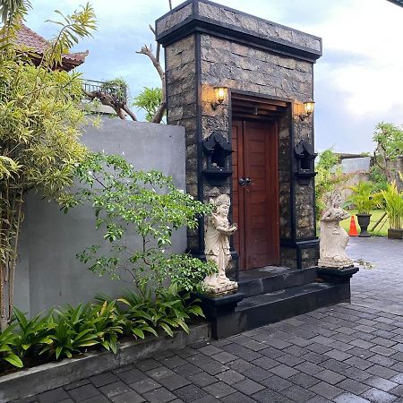 Hotel Dikubu Belong Seminyak Exterior foto