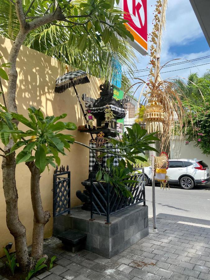 Hotel Dikubu Belong Seminyak Exterior foto