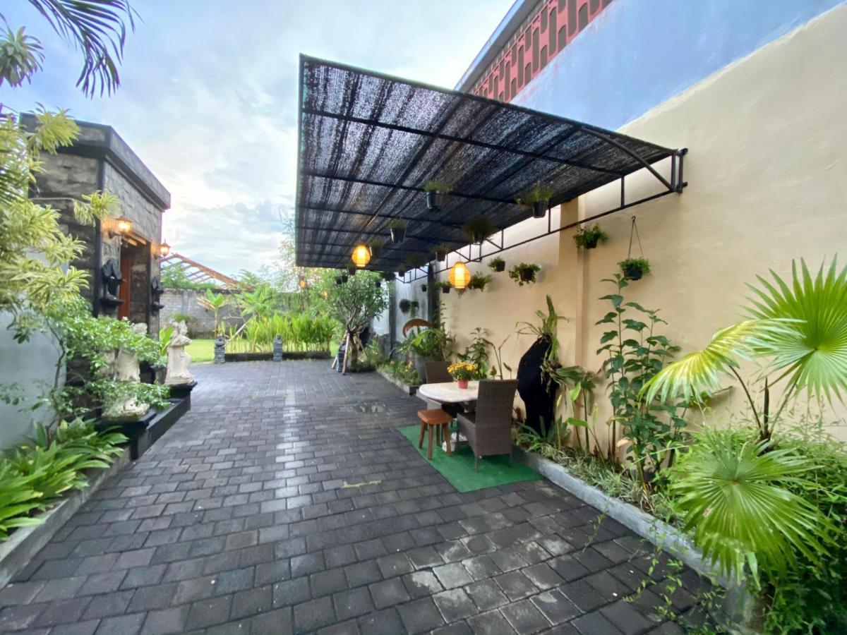 Hotel Dikubu Belong Seminyak Exterior foto